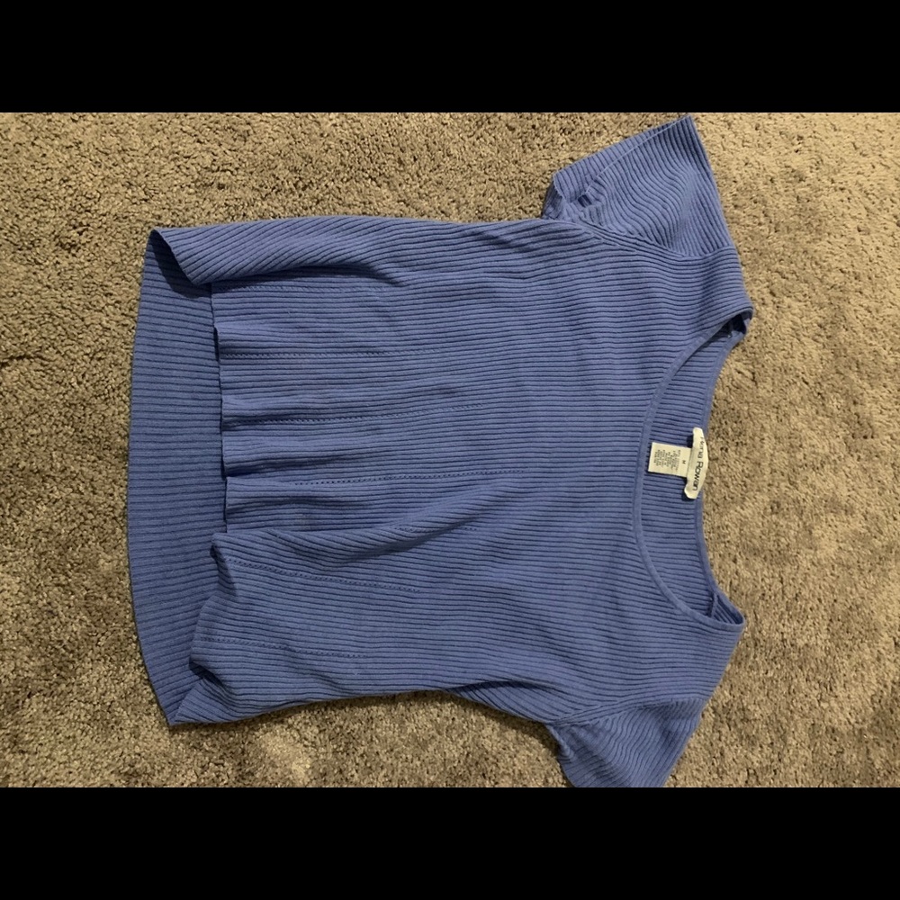 Blue ridged like crop top